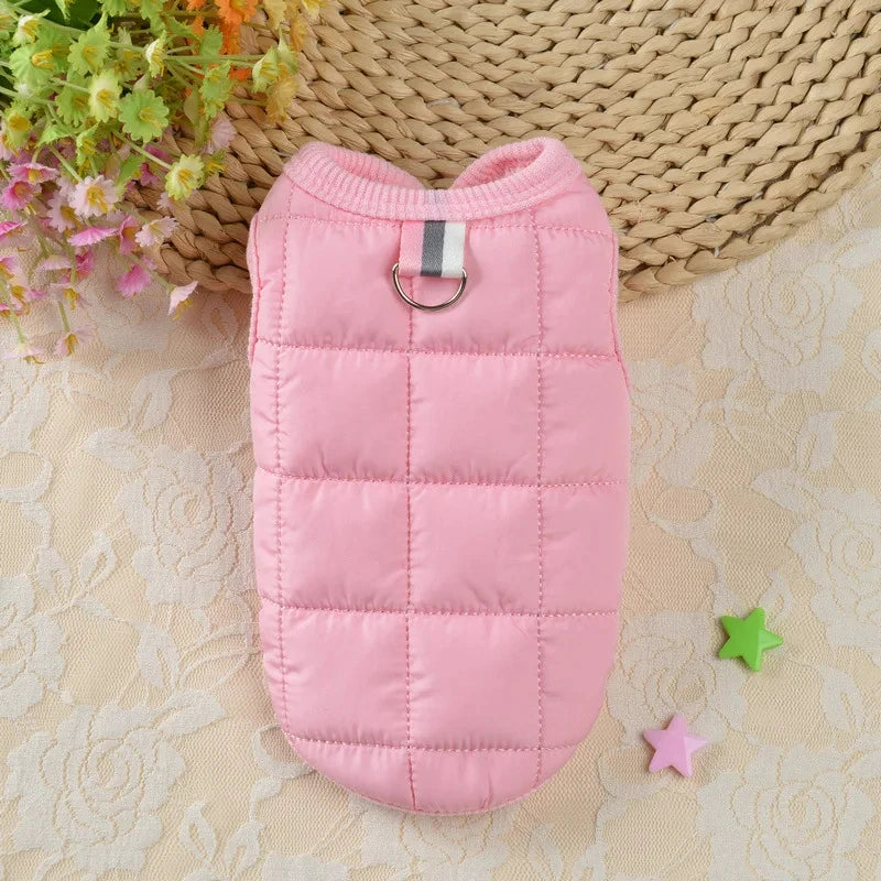 SnuggleWarm dog jacket – warm and cozy winter jacket for dogs, available in multiple sizes and colors