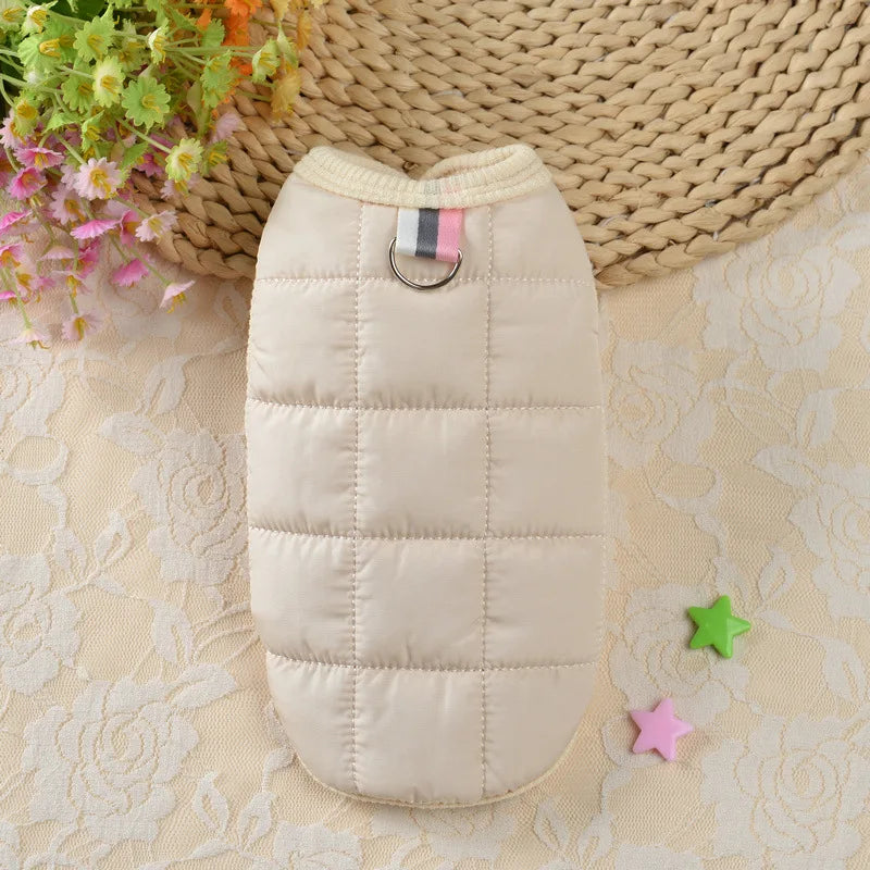 SnuggleWarm dog jacket – warm and cozy winter jacket for dogs, available in multiple sizes and colors