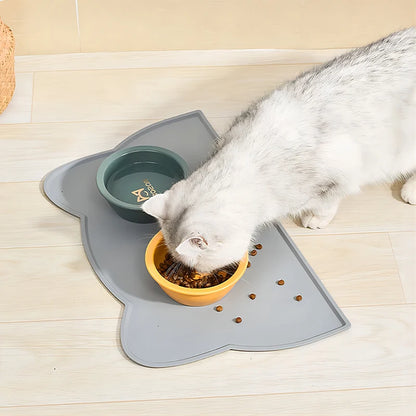 Silicone pet feeding mat for cats and dogs – non-slip, waterproof and easy to clean