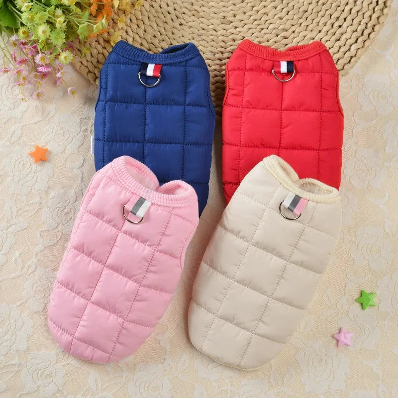 SnuggleWarm dog jacket – warm and cozy winter jacket for dogs, available in multiple sizes and colors